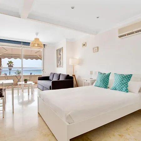 Casa Lola - Beachfront, Sea View & Parking * Torremolinos