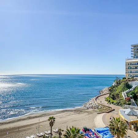Casa Lola - Beachfront, Sea View & Parking Apartment Torremolinos